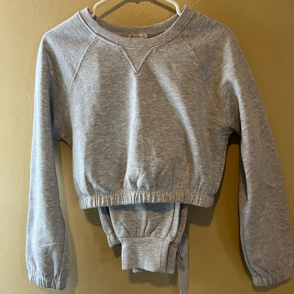 Gray 2 piece - Picture 2 of 6